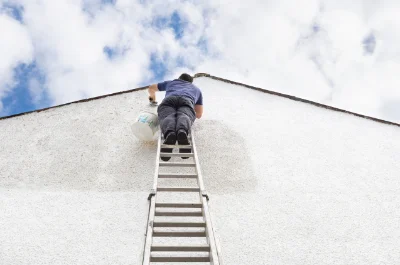 Peinture extérieure à Sarcenas — façades et ravalement